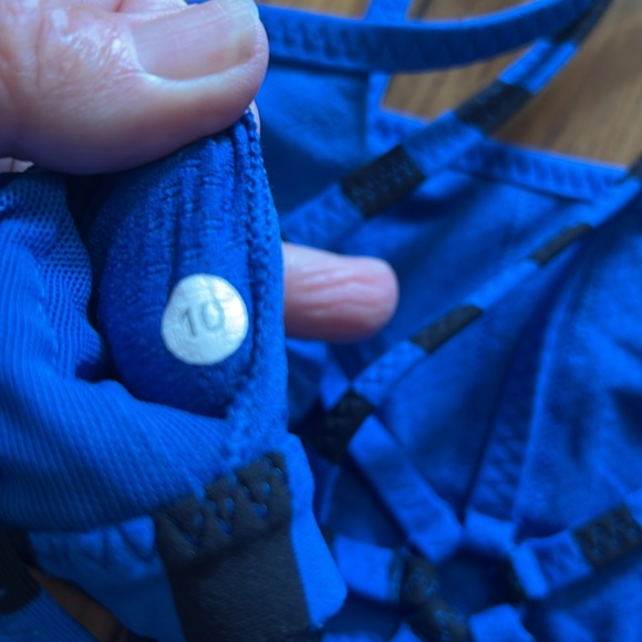 Lululemon - Picture 4 of 4